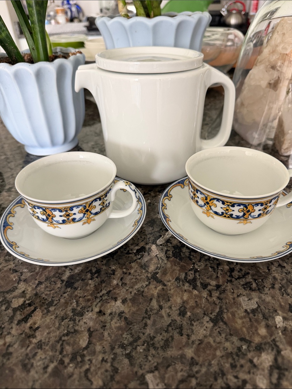 Vista Alwgre “Azulejo” pattern